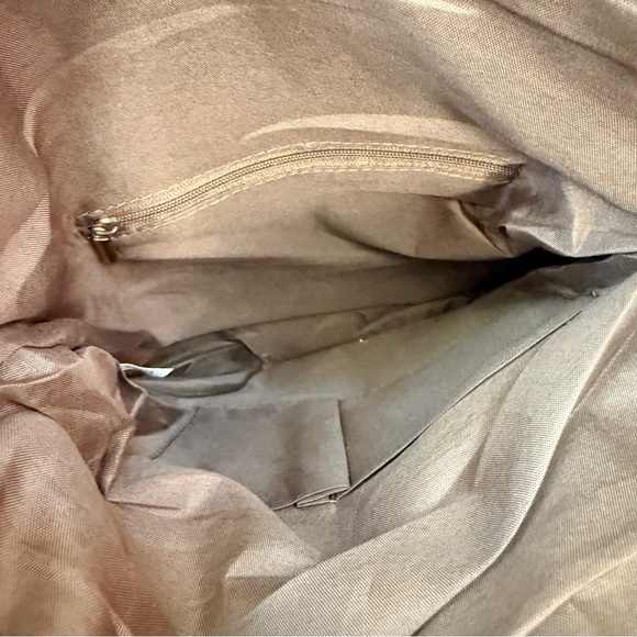 Gray Fringe Crossbody Bag - Picture 3 of 4